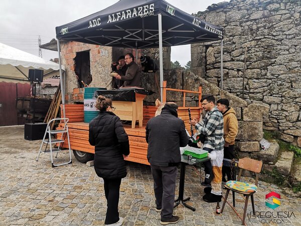 Arrematações em Alfarazes